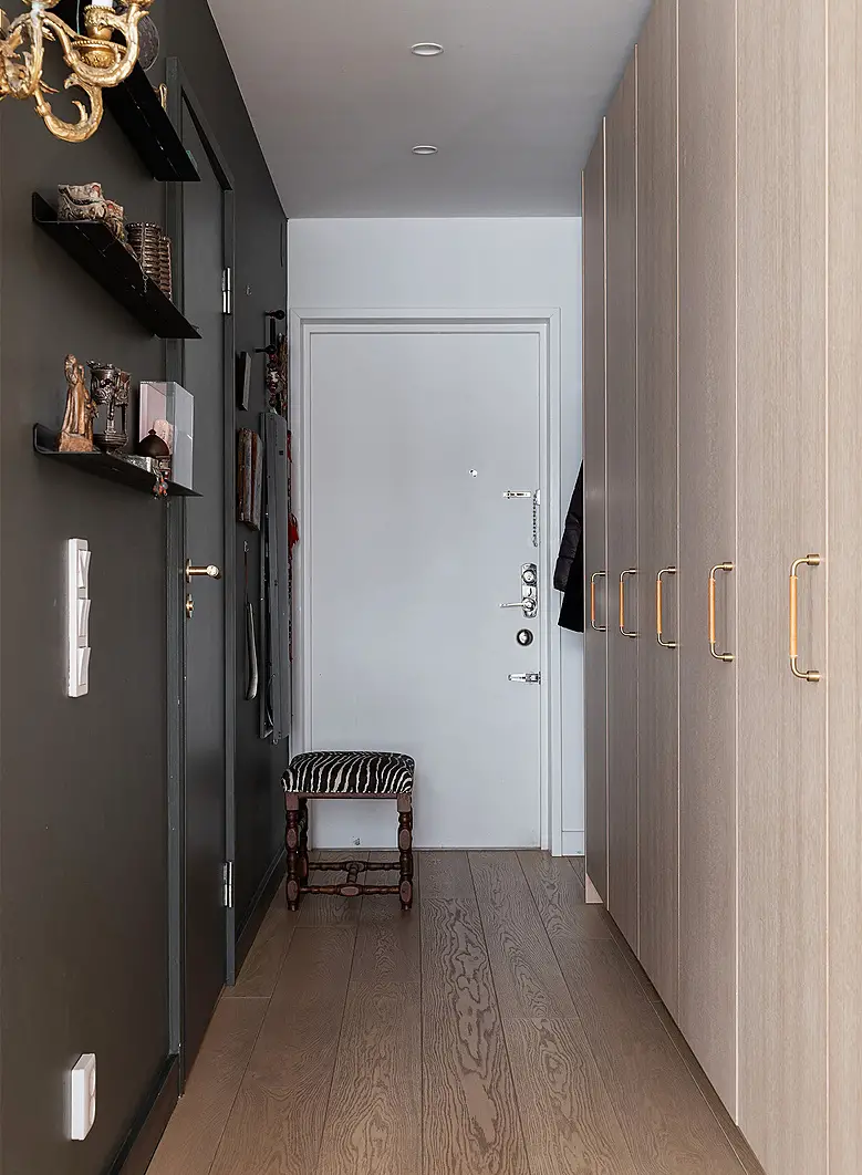 瑞典 53m2 公寓的温暖玻璃墙卧室设计-9