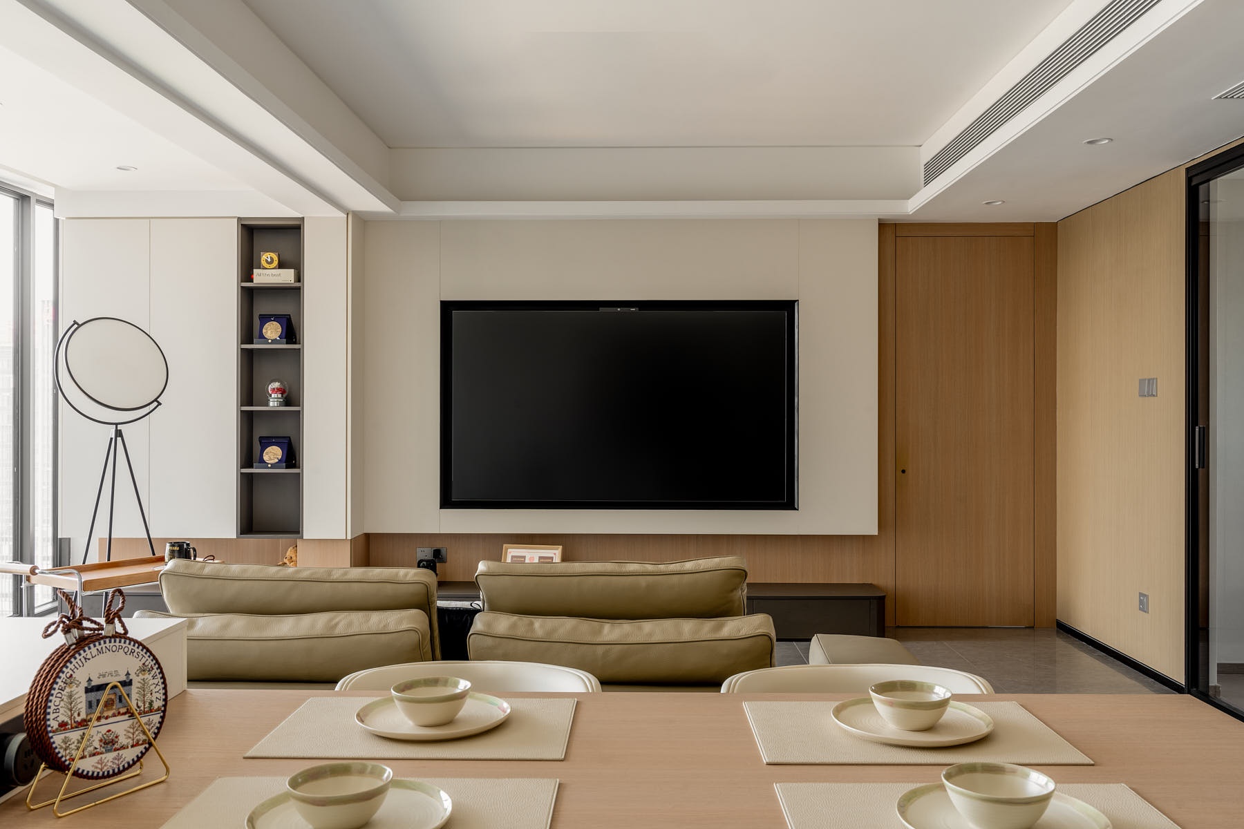 120㎡客餐阳一体化通透动线，藏在极简背后的生活讲究-32