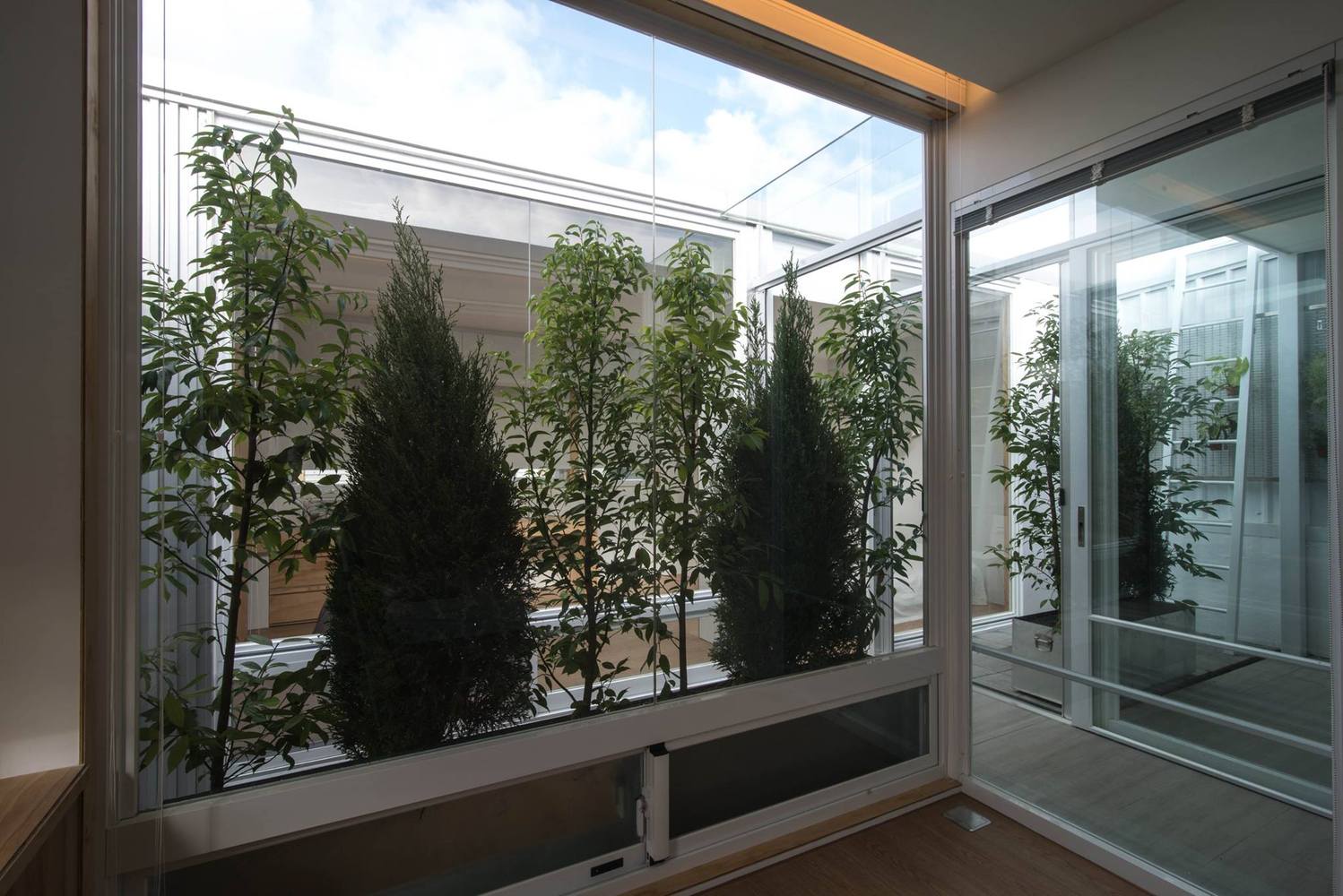 兄弟之家 · 垂直移动的自然空间-27