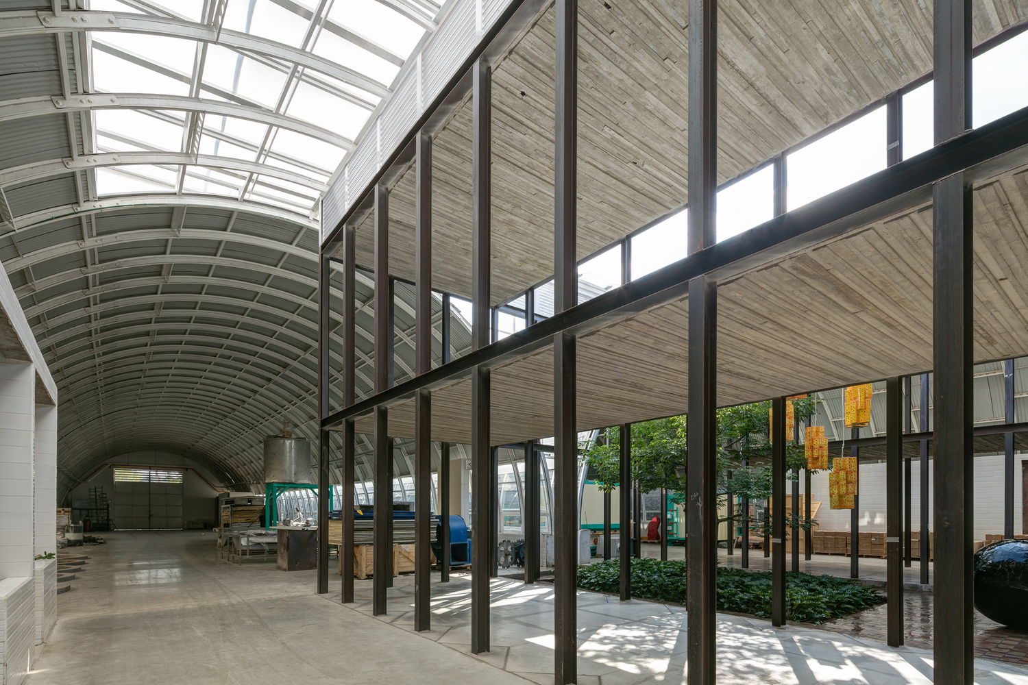 废弃仓库变身高颜值陶瓷厂-20