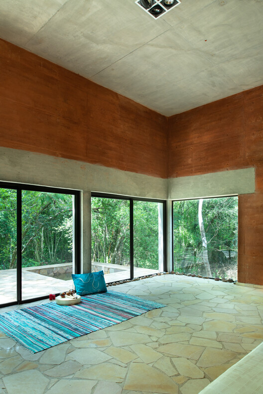 森林之宅丨巴拉圭丨José Cubilla-11