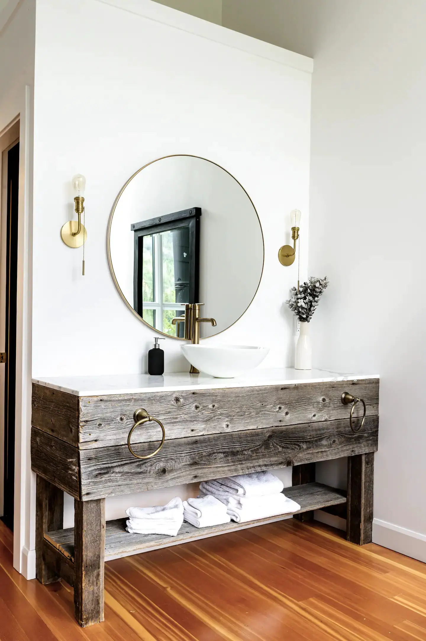 山中摄影师的灰色避世之作 | 加拿大哥伦比亚省的 Sundance Whistler-13