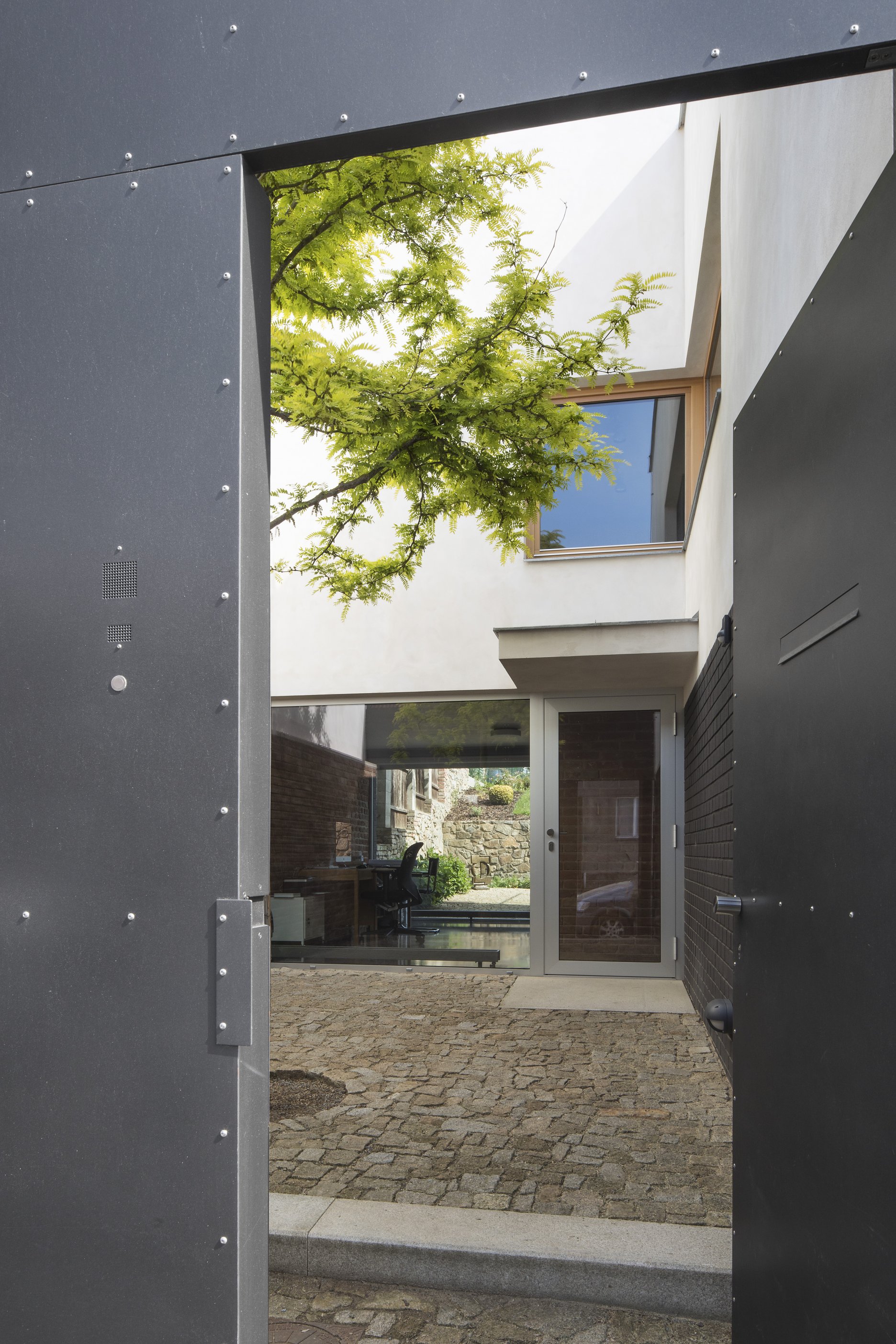 带工作室的家庭住宅（捷克）-33