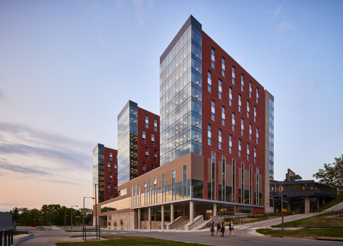 Iowa 大学 Elizabeth Catlett Hall-10