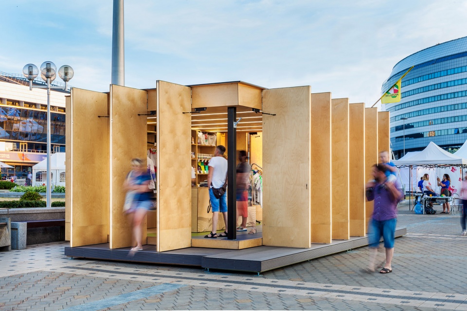 Soligorsk 活力展亭-4