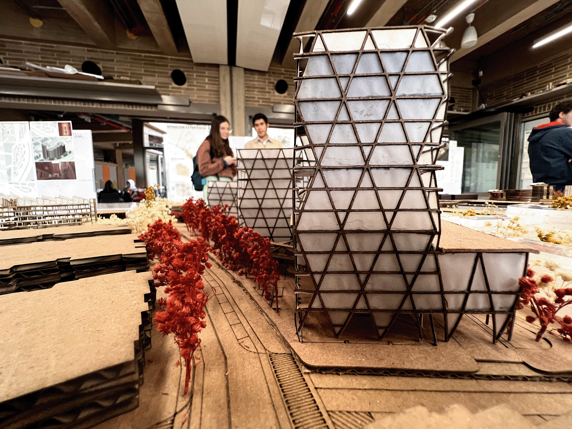 ARQT3101: Teatro experimental Rionegro TEX-R-36