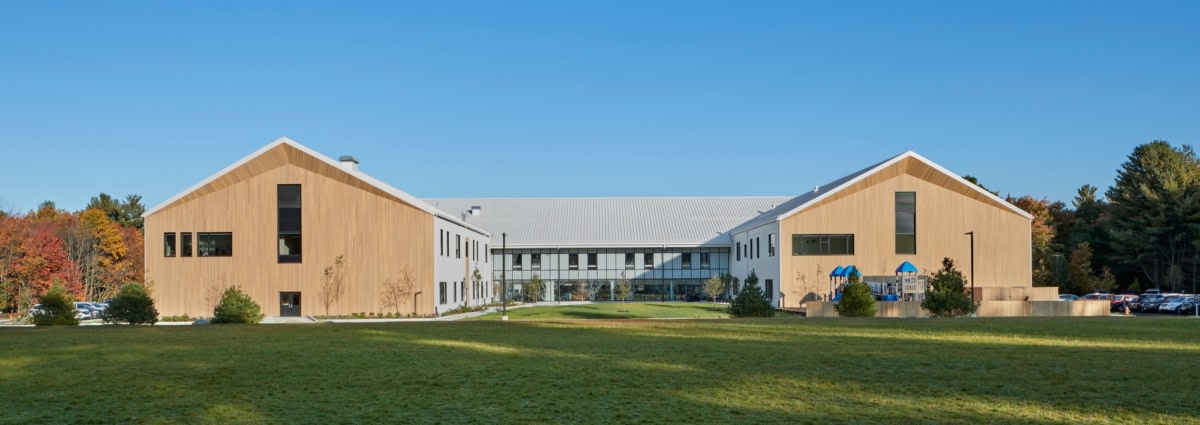 Arrowstreet 打造古典教育学府，融入自然美景-18