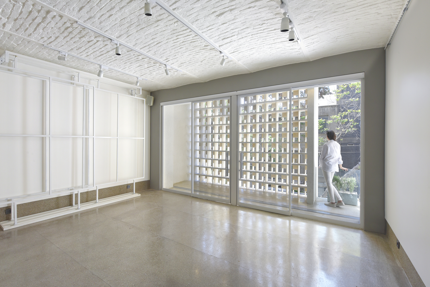 伊朗 Tehran JEE Gallery 嵌套式景观画廊设计丨伊朗德黑兰丨Alborz Nazari,Amin Hosseinirad-18