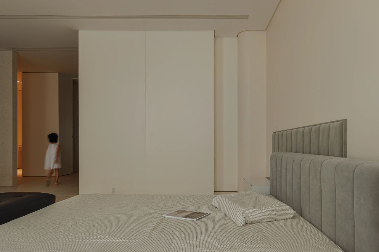 600㎡极简奶油风豪宅丨尔我空间设计研究室-57