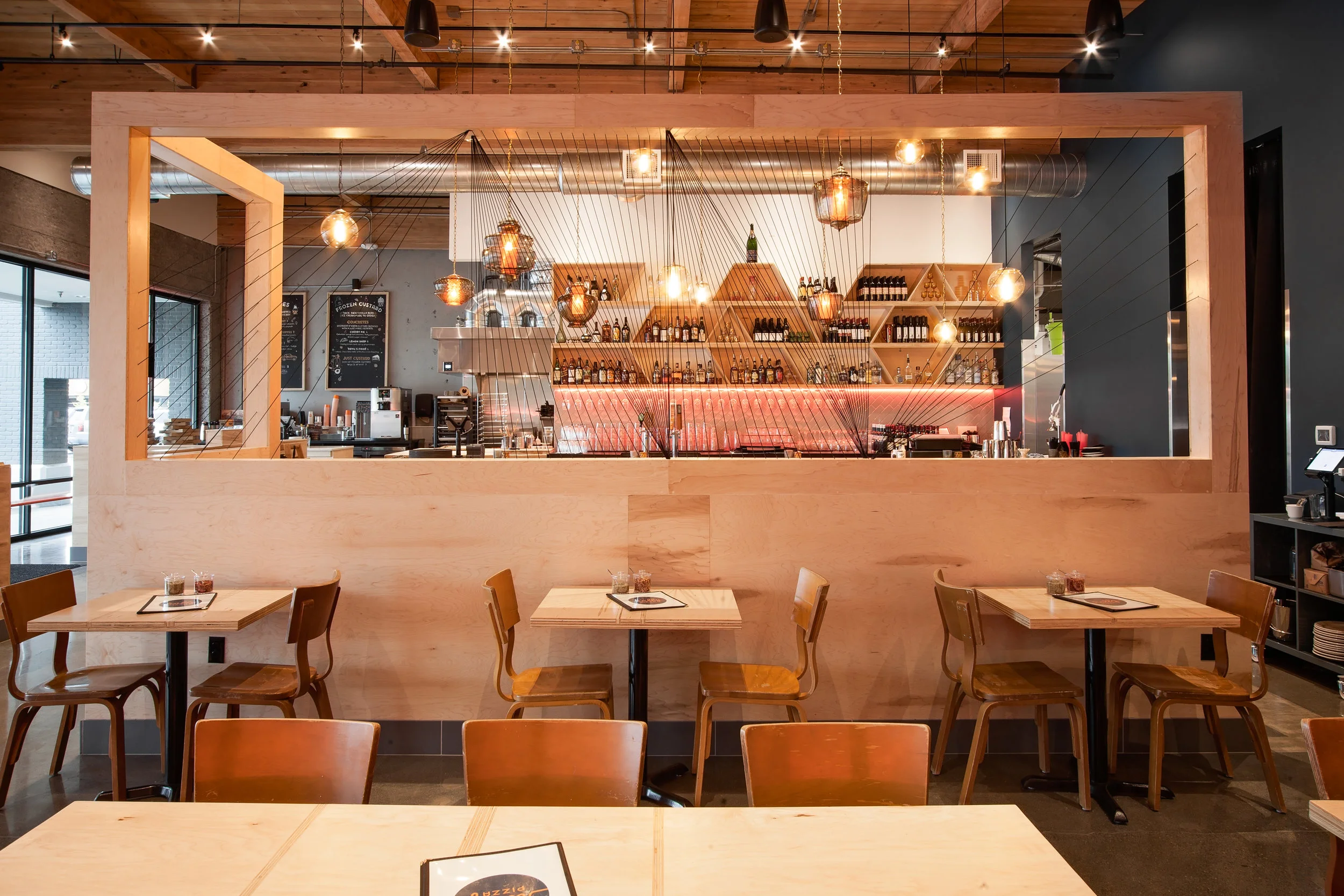 Rally Pizza餐厅室内改造丨加拿大温哥华丨Rally — Vida Design-14
