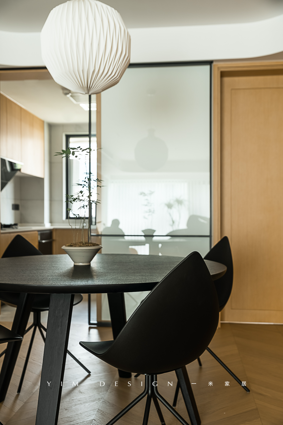 纯白与木色交融的现代质感空间·淳光丨YIM DESIGN-23