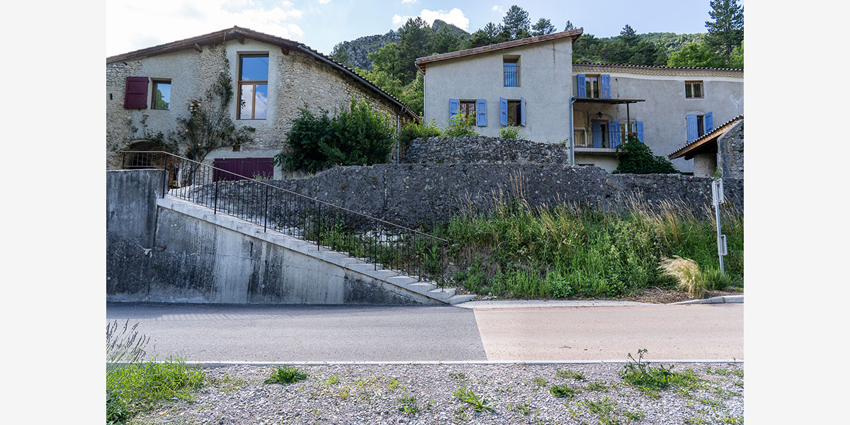 Aménagement de place et de la traversée de village de Romeyer - CoCo architectureCoCo architecture-6