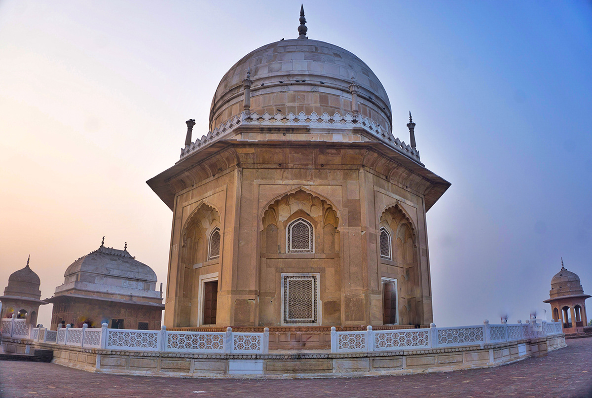 Sheikh Chilli's Tomb-1