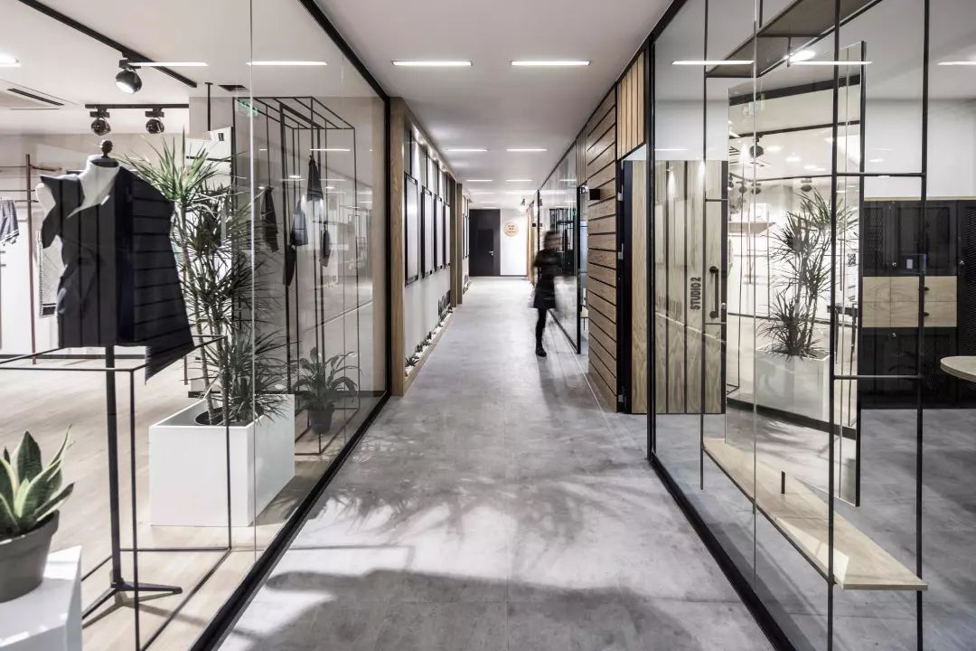 伊斯坦布尔时尚办公空间 | Slash 打造自然优雅的创意栖息地-27