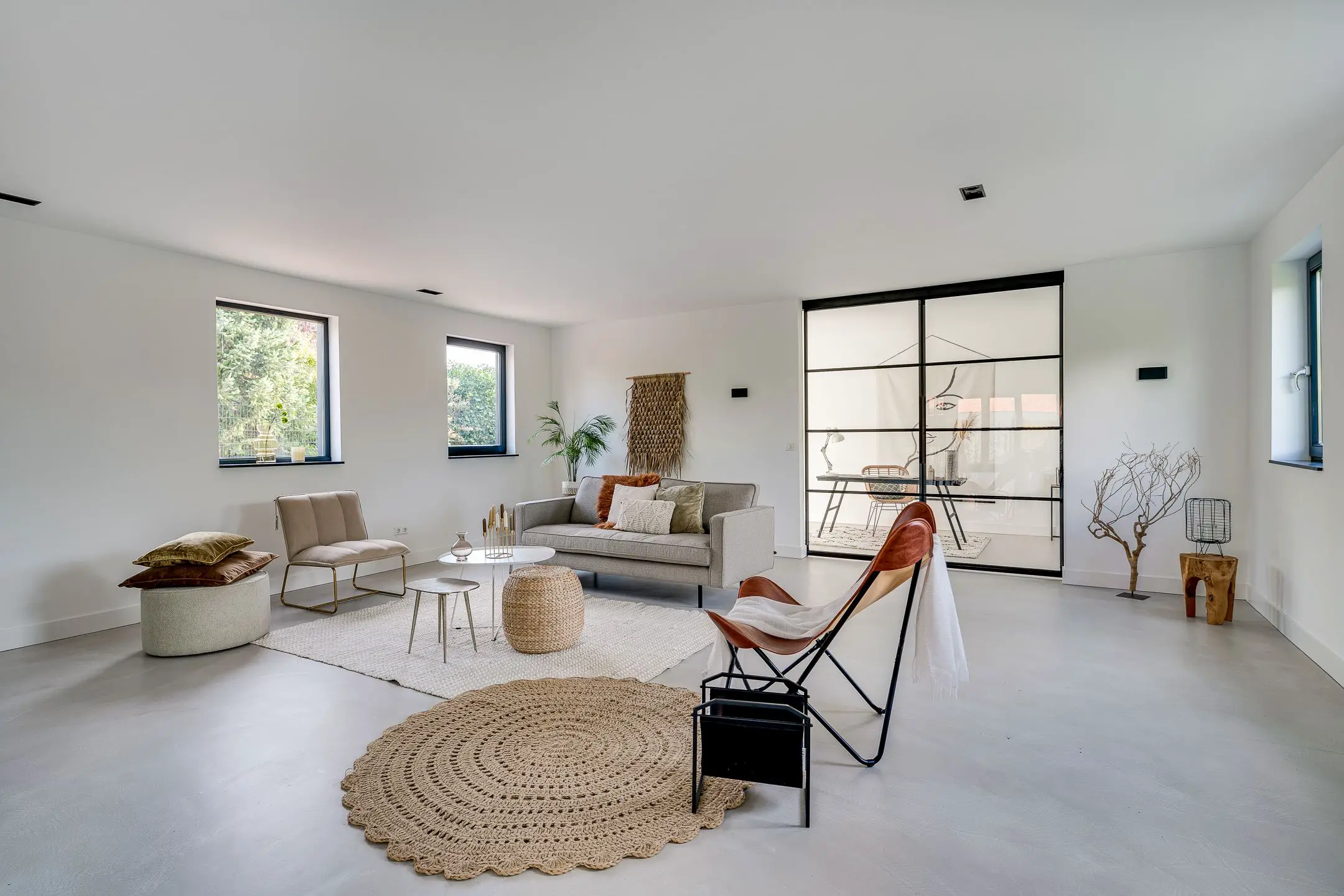 荷兰自然风格明亮当代住宅设计-1