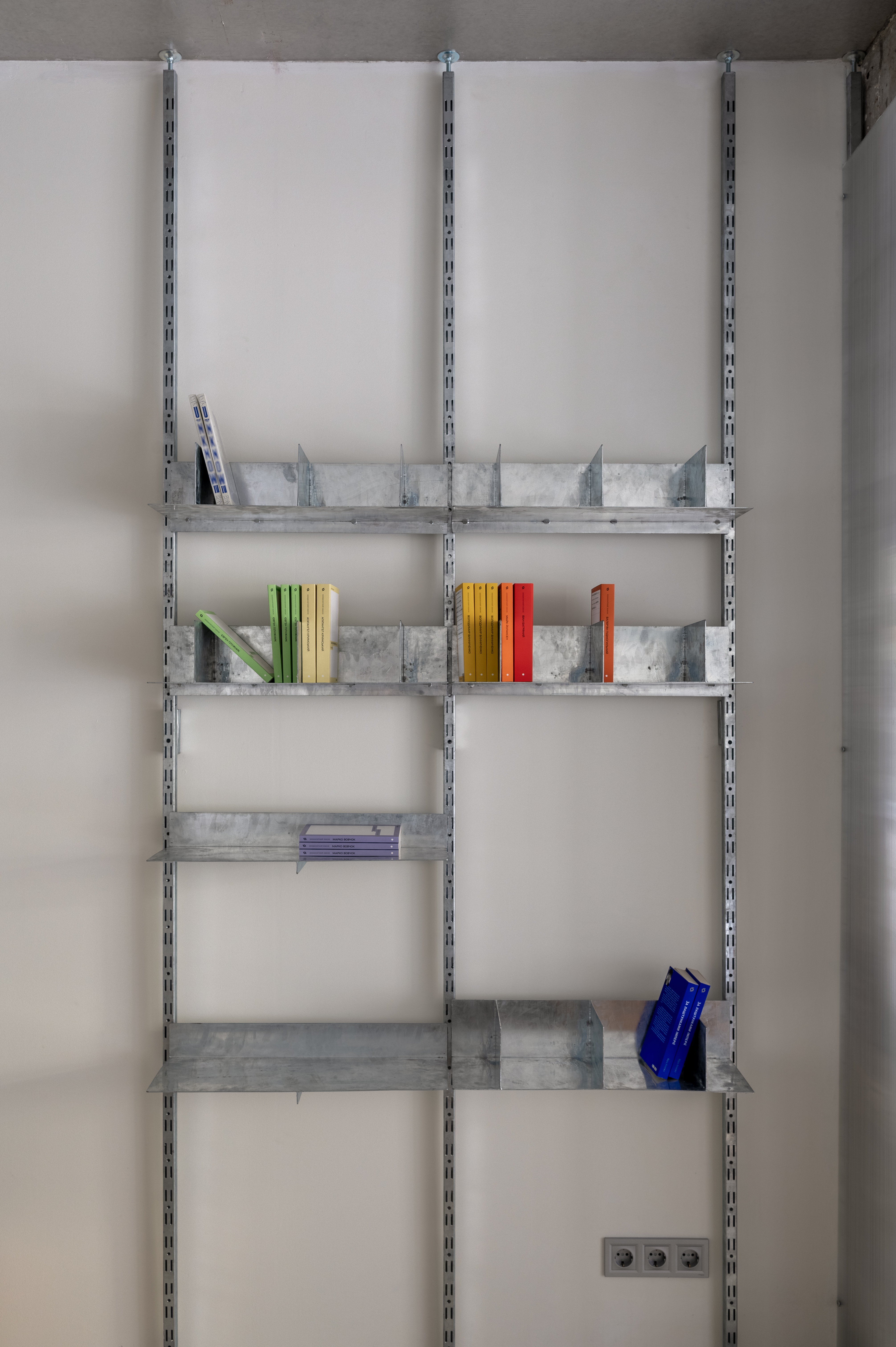 睿德林书店（注：Readellion是自创词汇，这里根据发音音译，具体可根据实际情况调整） 丨乌克兰基辅-26