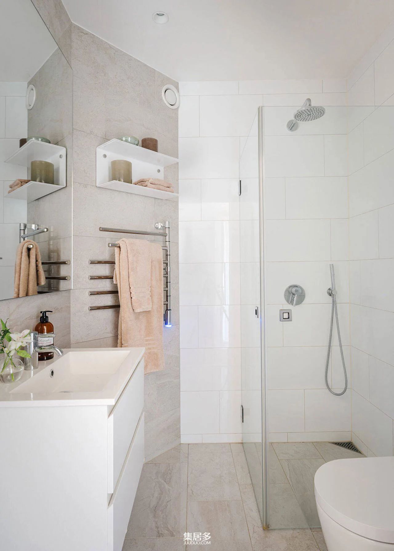 创意四溢的白色斯堪的纳维亚公寓丨瑞典斯德哥尔摩-28