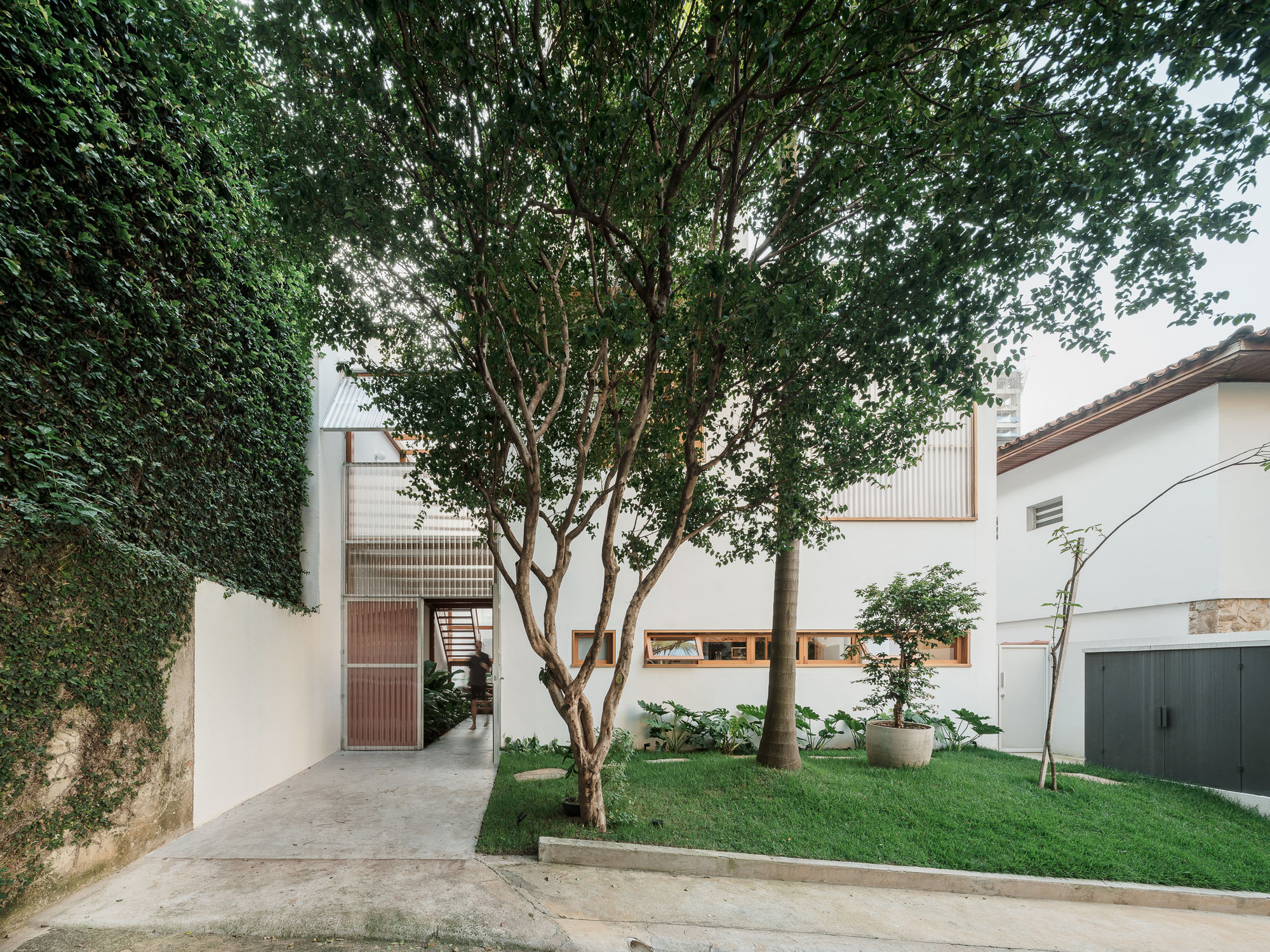 胡同里的房子丨巴西圣保罗丨Estúdio Artigas-13