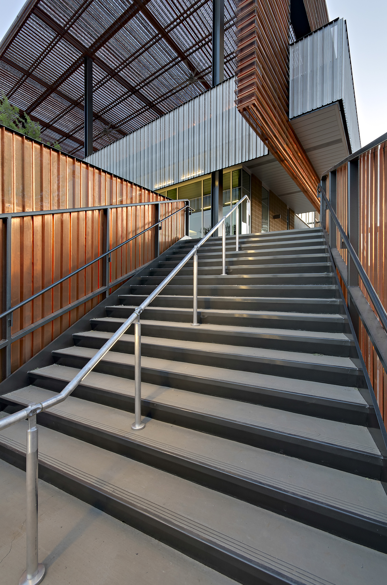 凤凰城 GateWay 社区学院 | 创新建筑融入城市更新-53