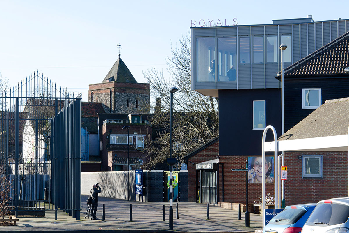 皇室青年中心丨civic London-0