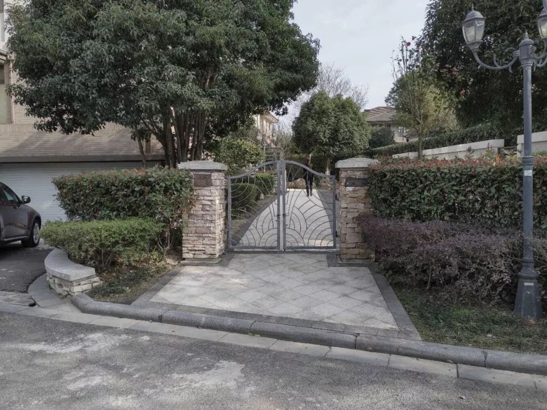 钱湖比华利 | 野性自然式花园的改造艺术-40