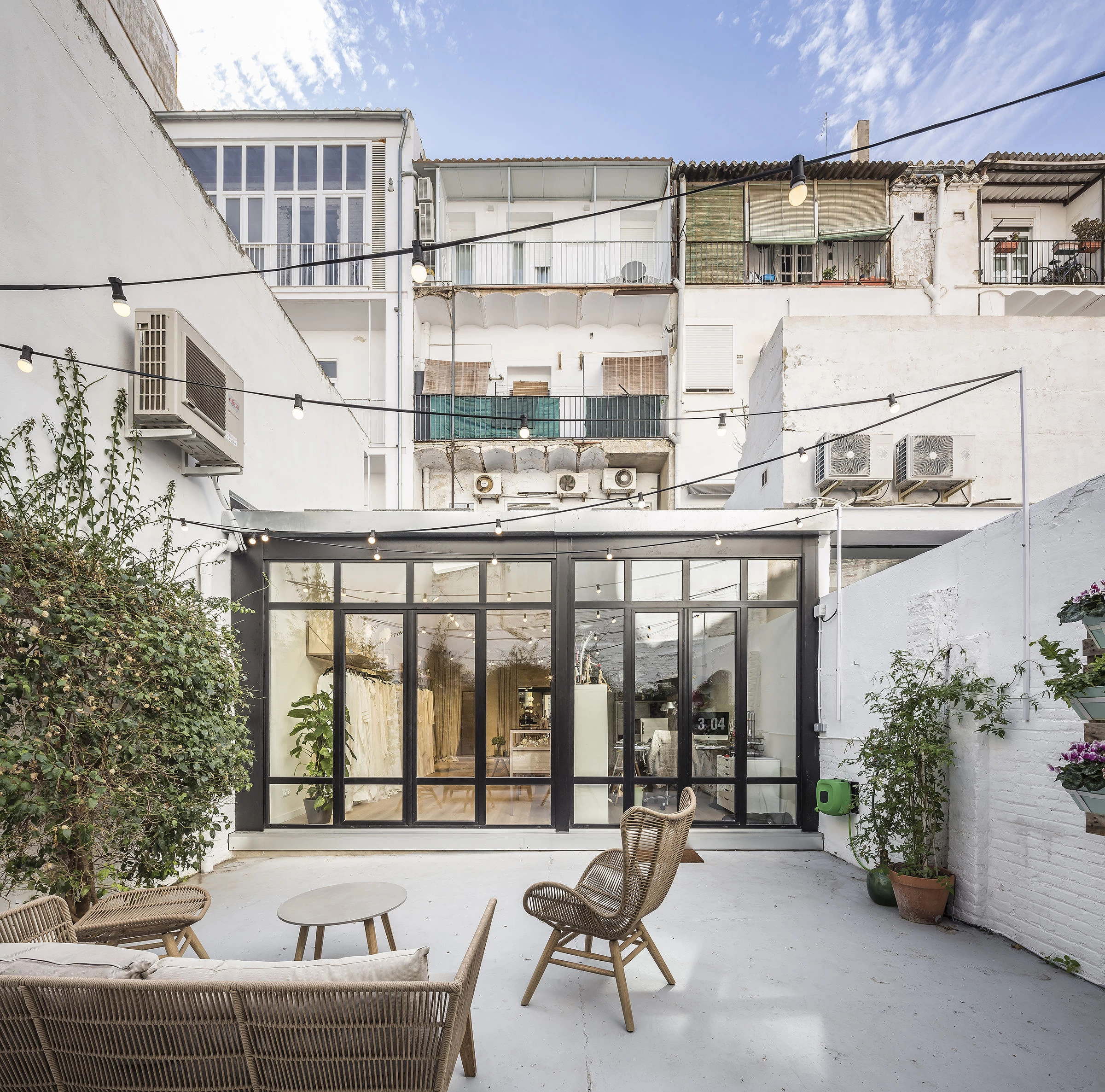 西班牙 Tocados Tousette 婚庆空间设计-22