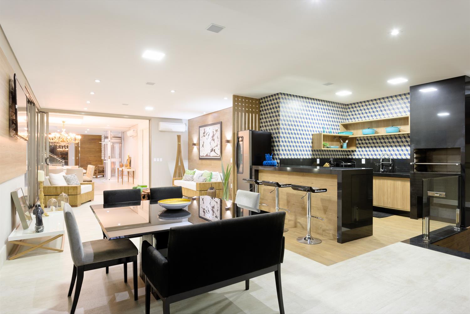 巴西 Mogi das Cruzes 现代住宅 | 木质与玻璃的完美融合-11