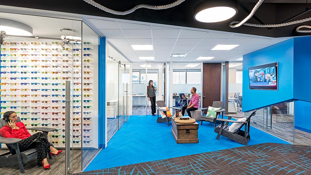 Gensler 打造的水岸风情创新办公空间-8