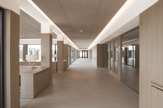 极简风格无家可归者综合建筑群项目-20