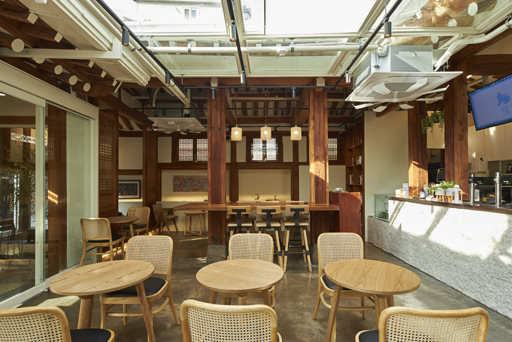 韩屋风格 18 坪咖啡厅室内设计案例解析-10