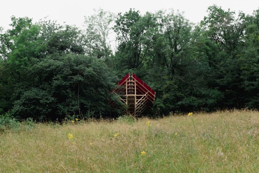 Patagonian Shadow Pavilion | 悬浮于 Patagonian 风景的木质庇护所-5