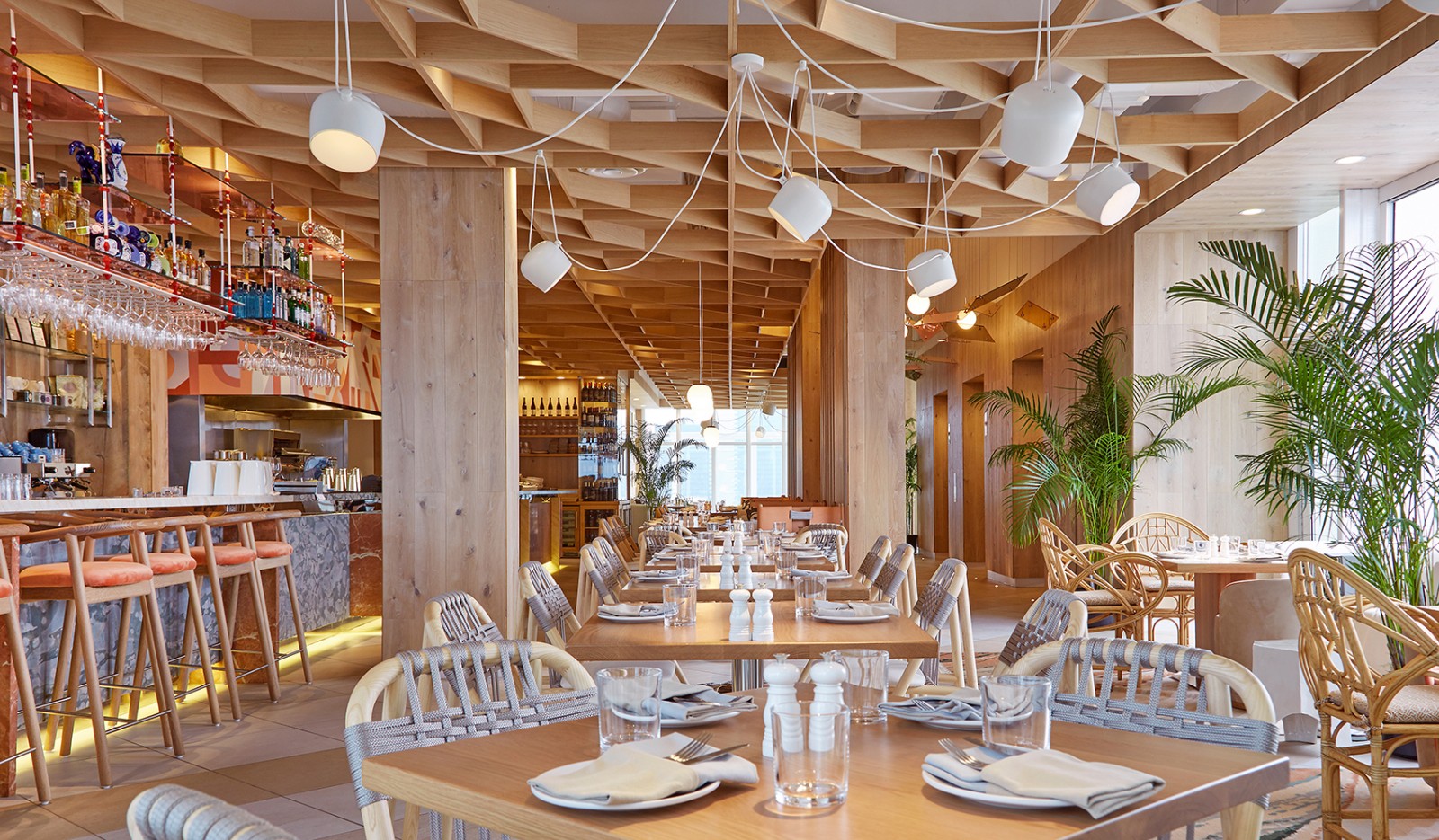 加拿大·KŌST酒店顶层主题餐厅设计 Studio Munge-1