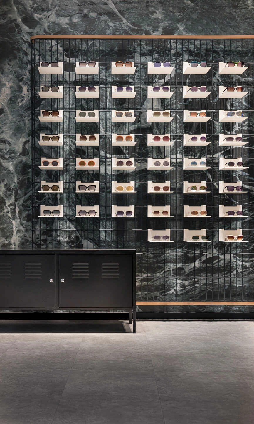 德国 Idar-Oberstein 光学商店,现代与传统完美融合-17