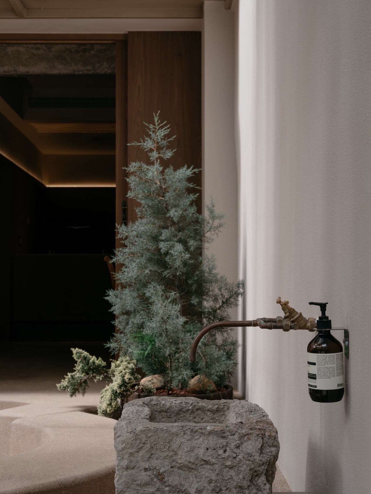 Unwind咖啡丨中国杭州丨杭州山地土壤室内设计-9