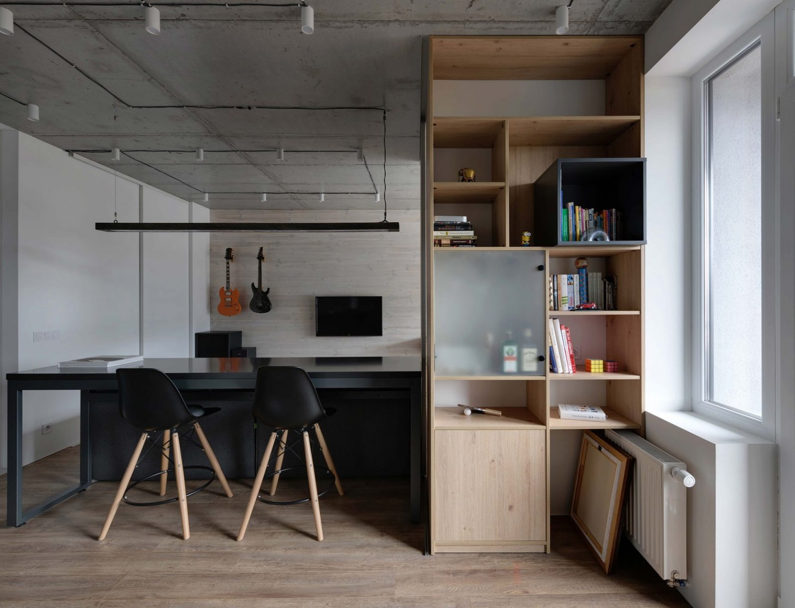 基辅 42㎡现代音乐发烧友公寓设计-7