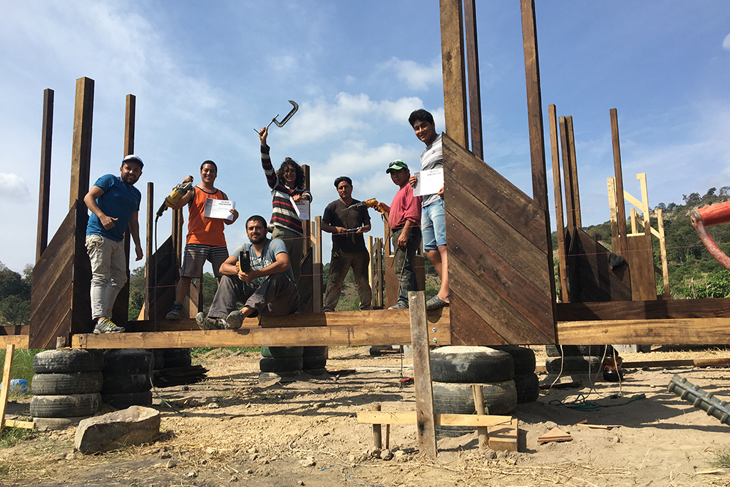 Post-Earthquake Prototype – Rural Dwelling / AL BORDE + El Sindicato Arquitectura-37