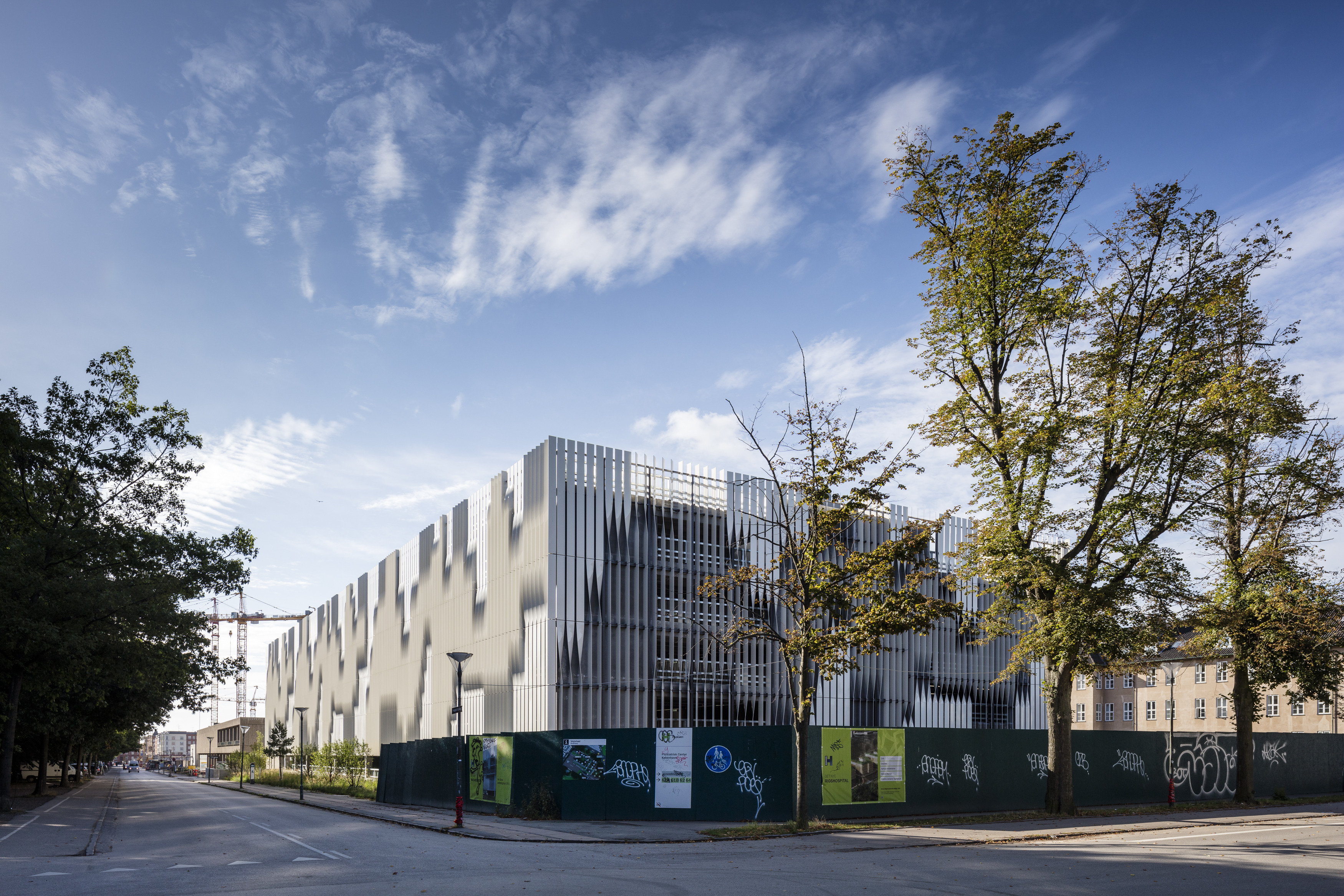 丹麦医院停车场-12