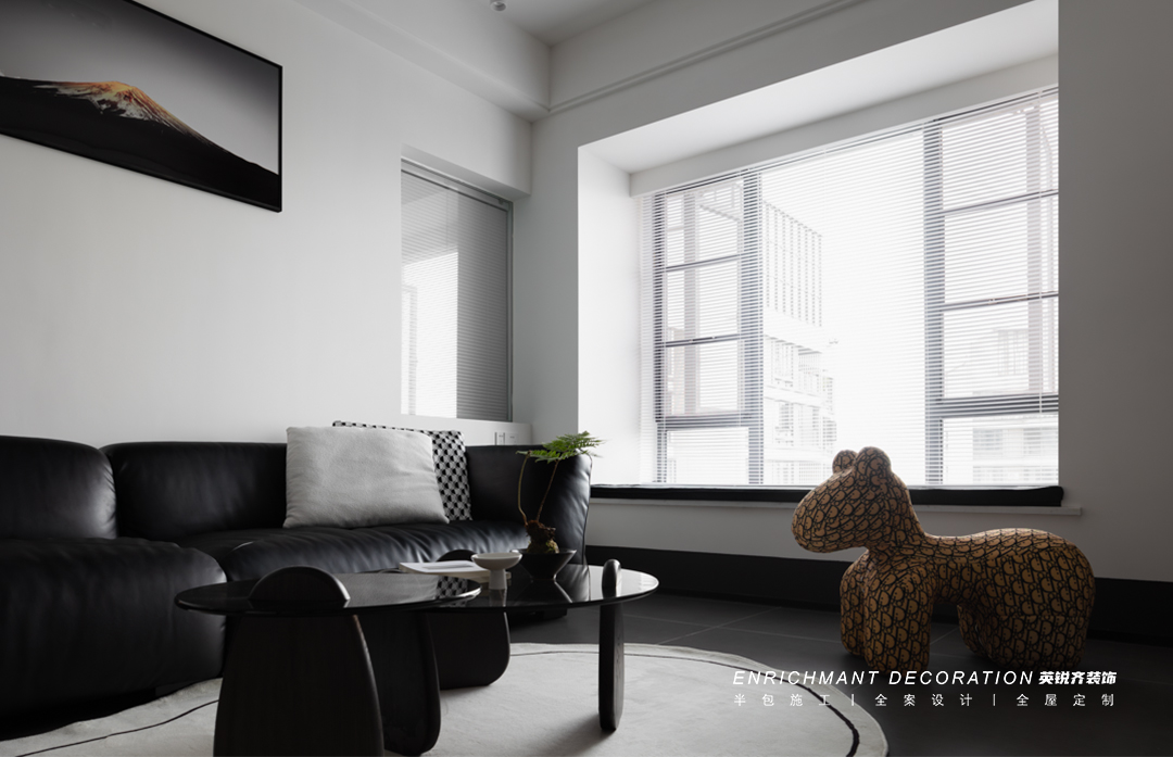 极致黑白丨易越-19