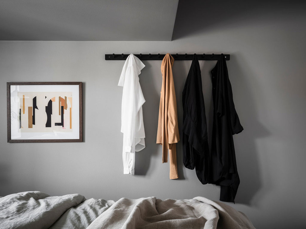 35 平米灰调顶楼公寓，独特设计展现极致空间魅力-21