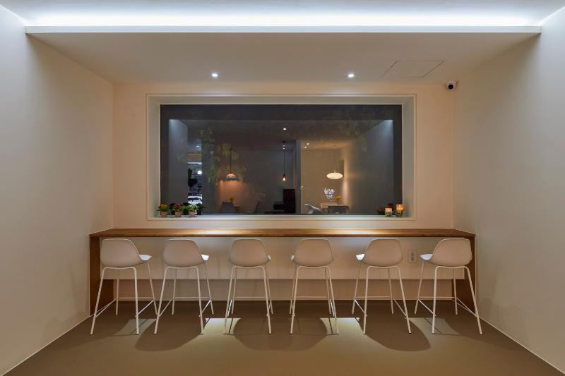 30 坪韩式家居咖啡厅 精致温馨空间设计-12