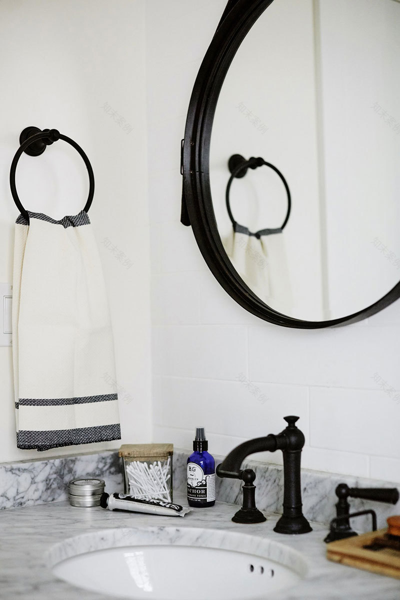 加州自然色调地中海风格别墅-22