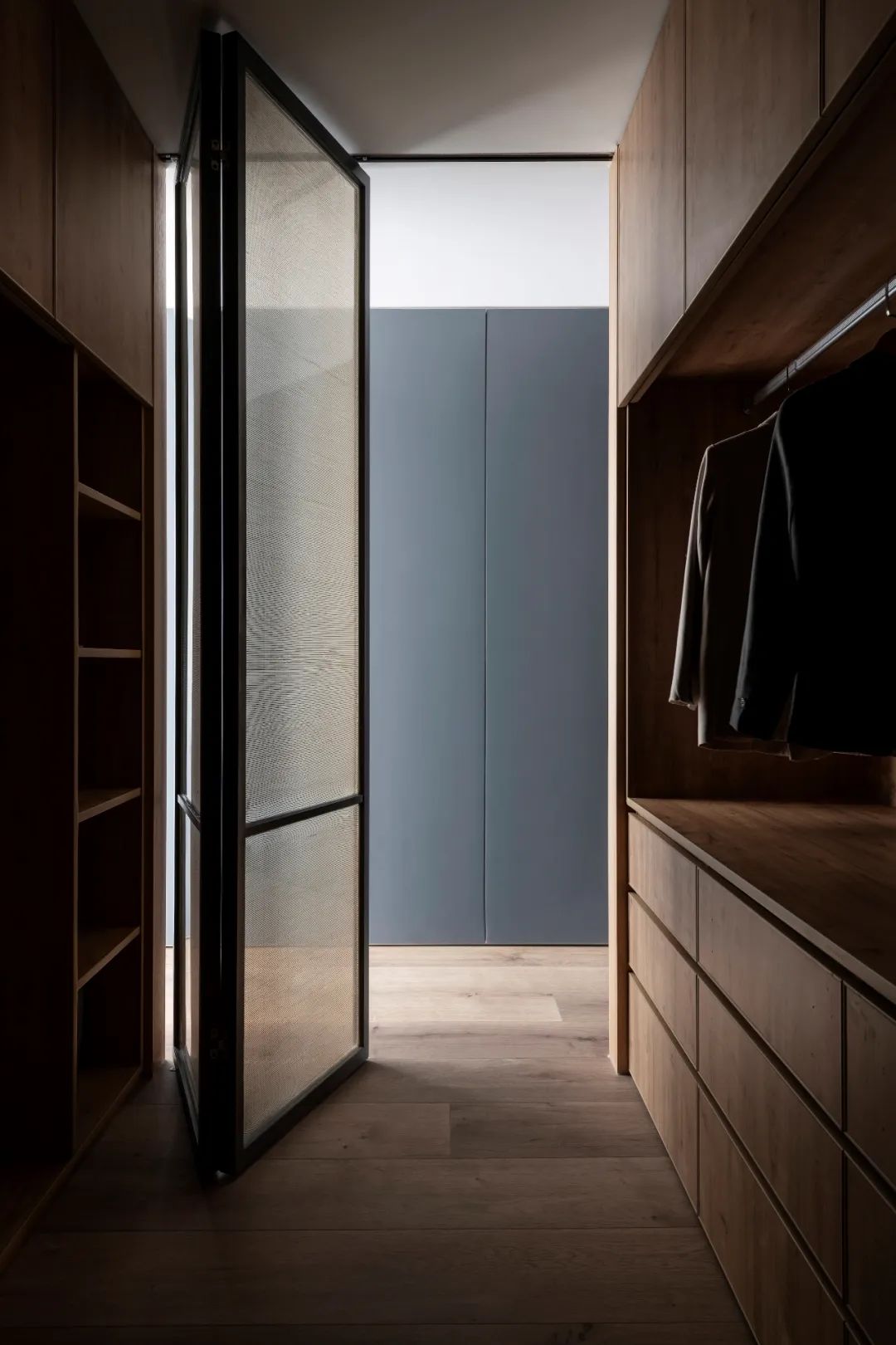 《徐徐》 | 原木色与灰色搭配，打造高级感居家空间-30