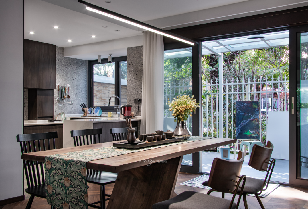 空间“减法”·克制之处找寻温馨归宿丨紫苹果装饰-12