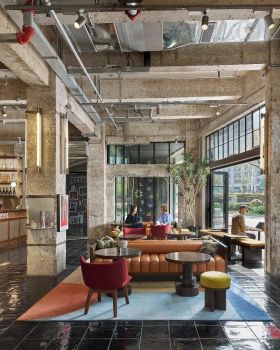 Fotografiska影像艺术中心丨中国上海丨AIM（恺慕）建筑设计
