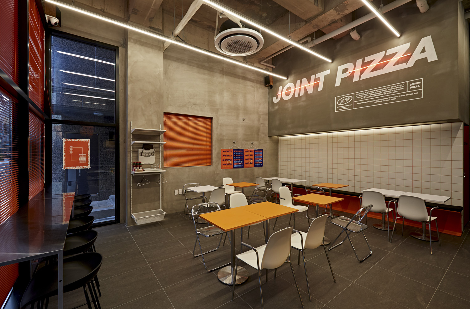 25 平米精致小店，打造工业风美食空间-3