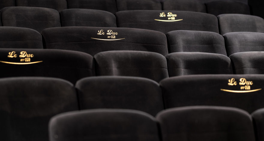 卡尔卡松 CGR 古罗马竞技场影城(注:CGR可能是某个影院连锁品牌名,古罗马竞技场对应LE COLISÉE,这里按常见情况假设是影院名来翻译,若有更具体背景可调整) 丨ABP Architectes-12