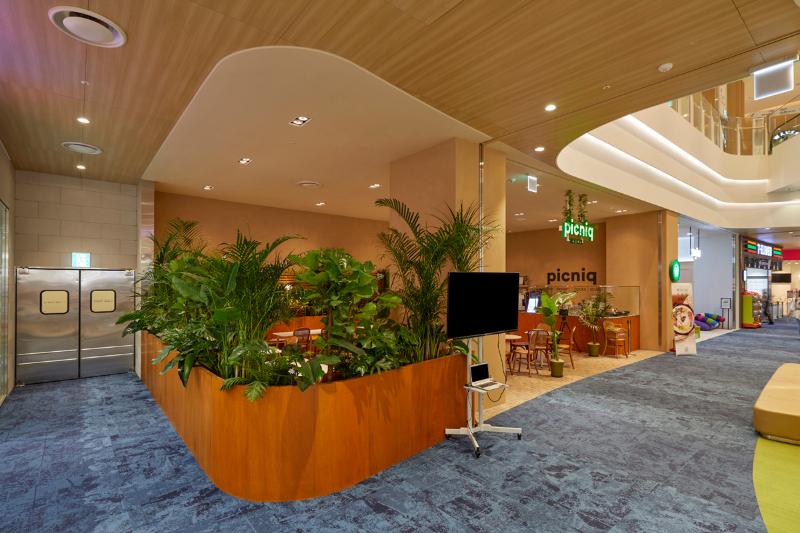 23 平米咖啡馆的逆袭 | 极简工业风打造高性价比空间-9