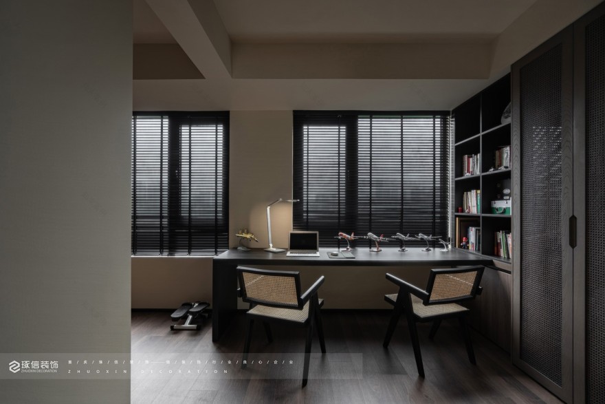110 平简约现代风舒适空间丨琢信装饰-30