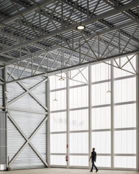 西班牙 Villanueva de la Serena 工业建筑设计丨Estudio Arquitectura Hago