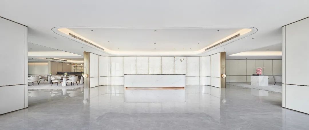 壹亮马营销中心 | 现代艺术与水韵之境-13